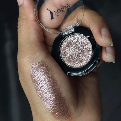 Let it pop- metallic pressed foil eyeshadow - Wonderland (1.2g)