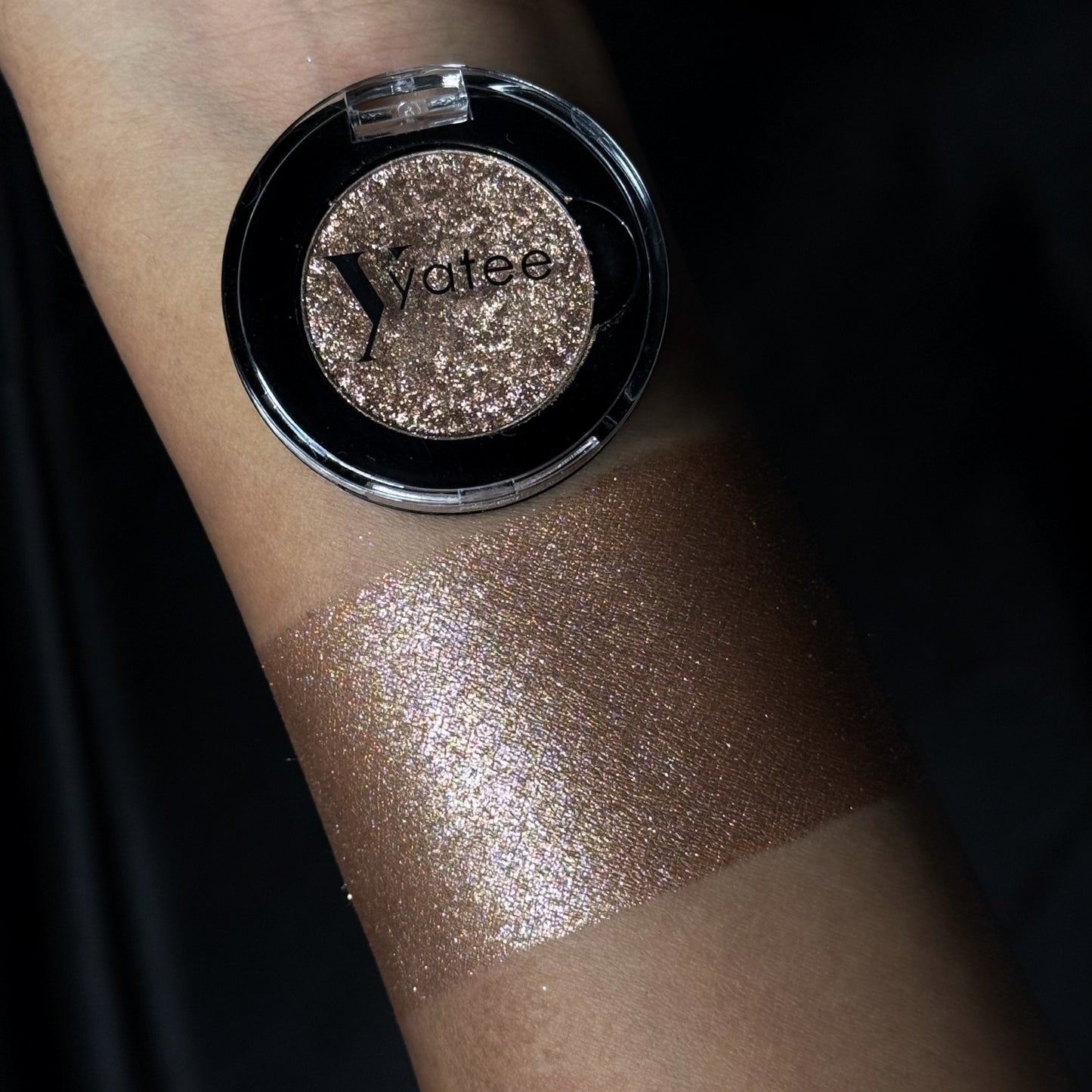 Let it pop- metallic pressed foil eyeshadow - Tiffany (1.2g)