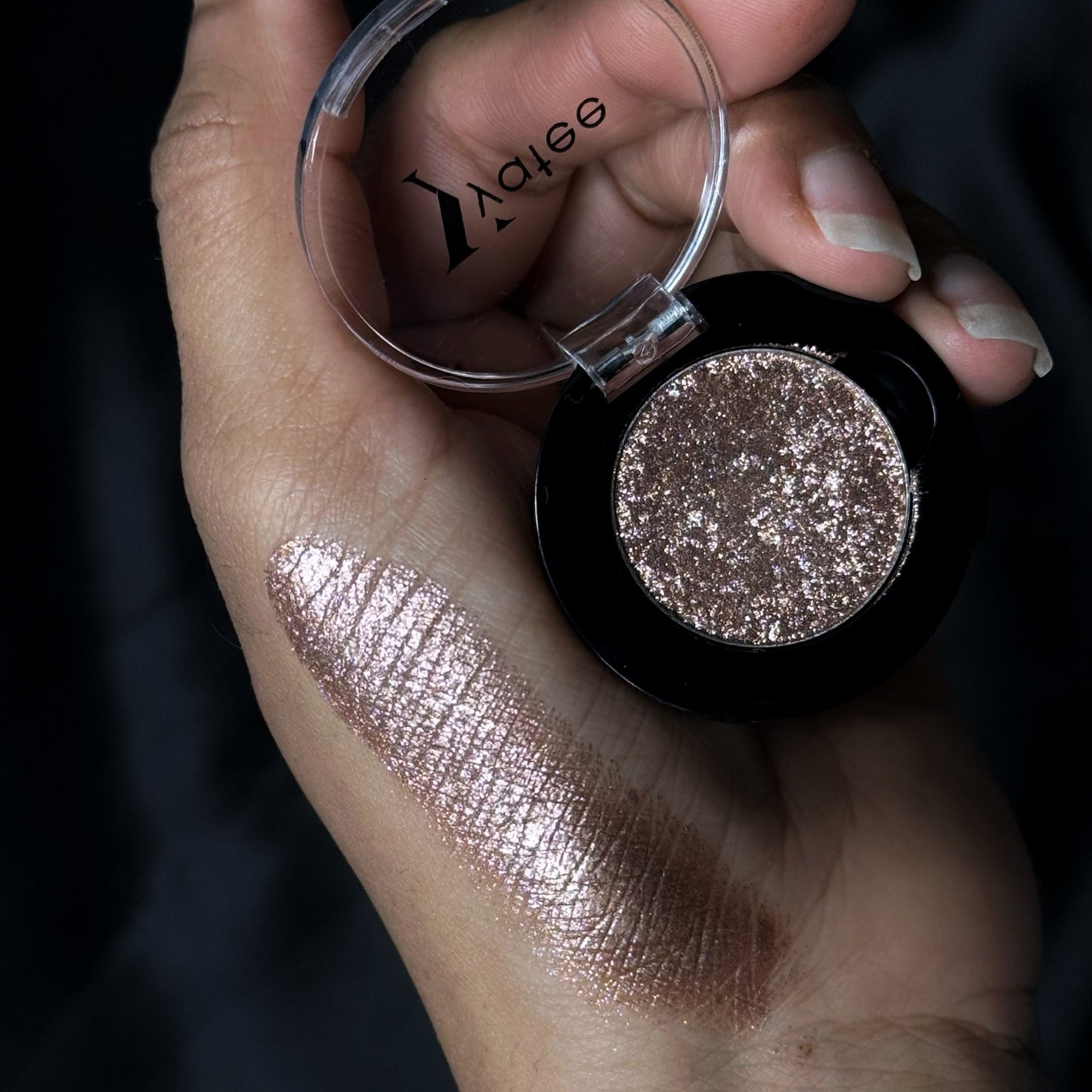 Let it pop- metallic pressed foil eyeshadow - Copper Rose (1.2g)