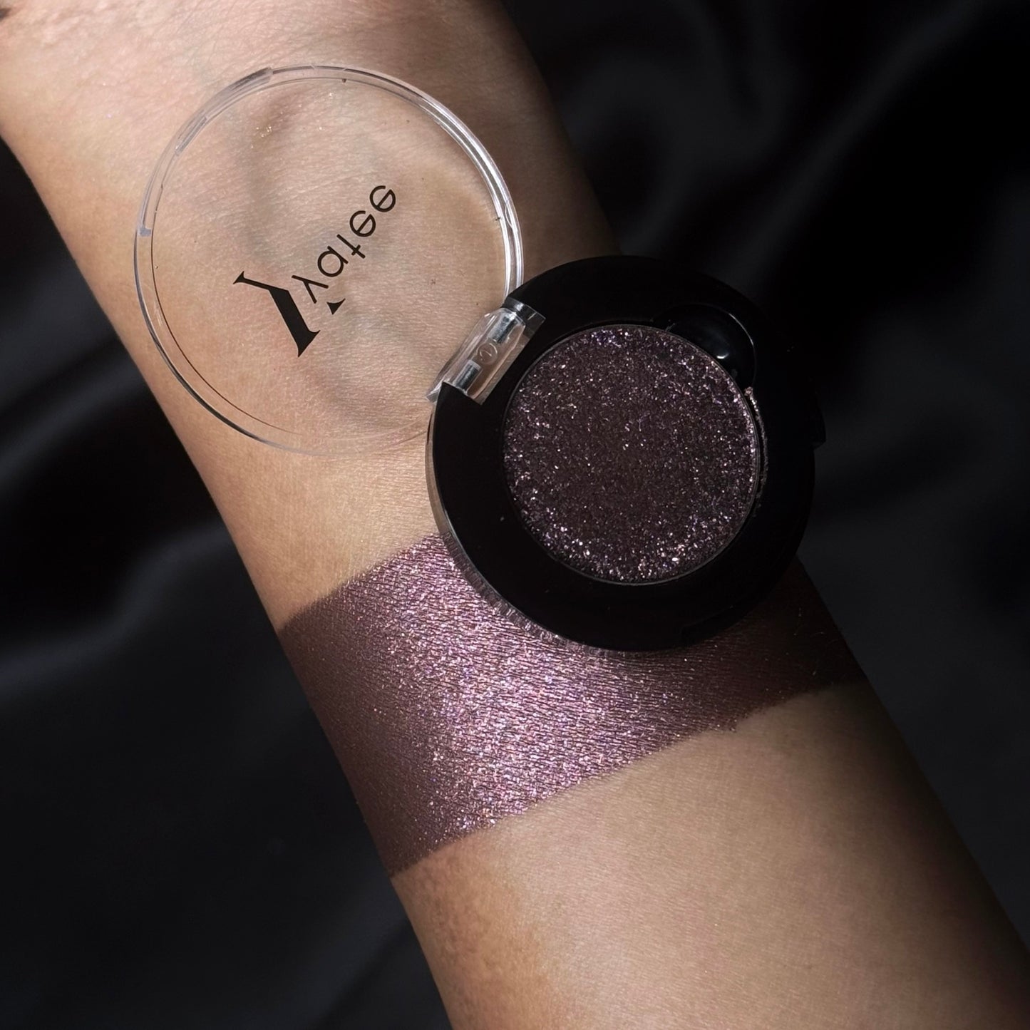 Let it pop- metallic pressed foil eyeshadow - Lunar Eclipse (1.2g)