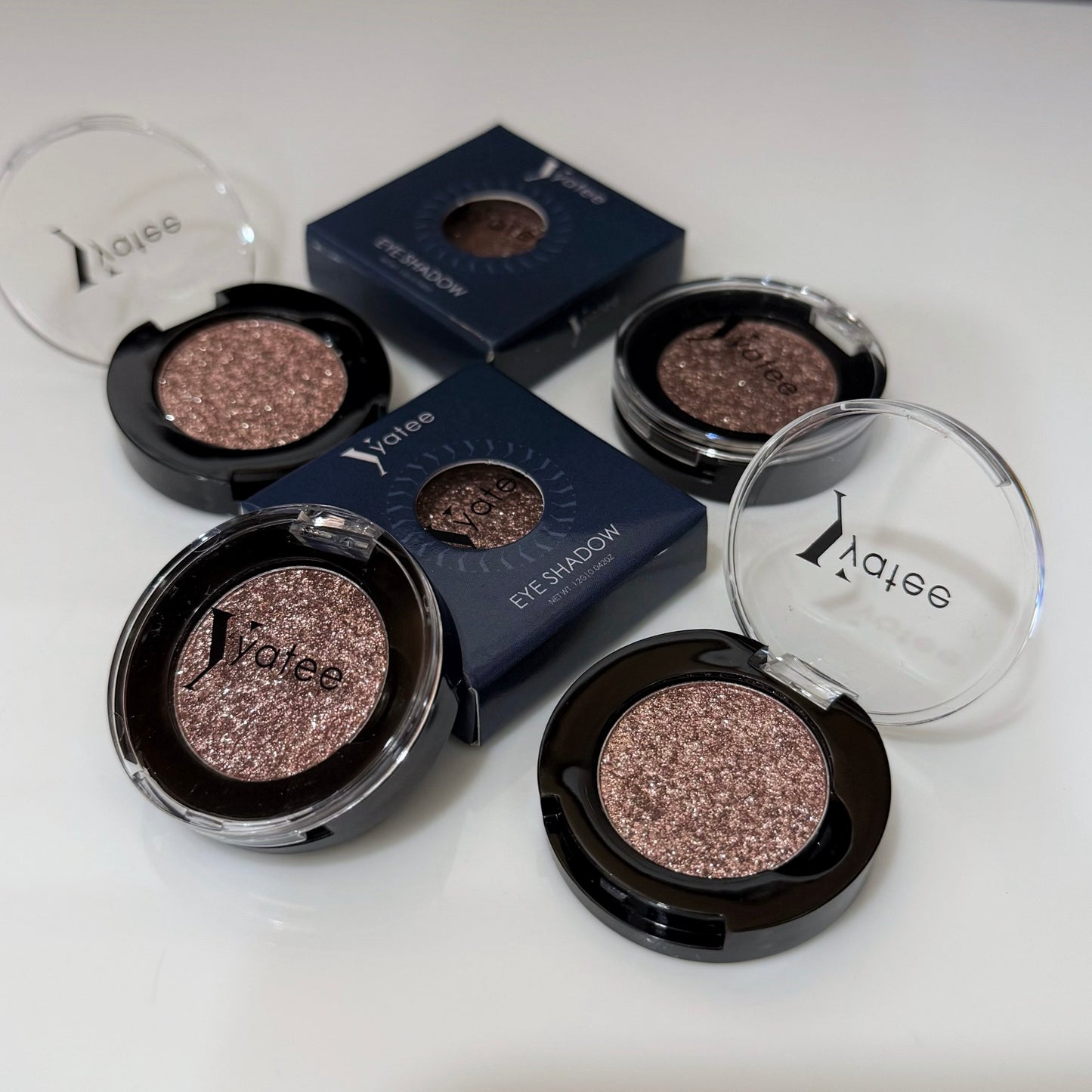 Let it pop- metallic pressed foil eyeshadow - Wonderland (1.2g)